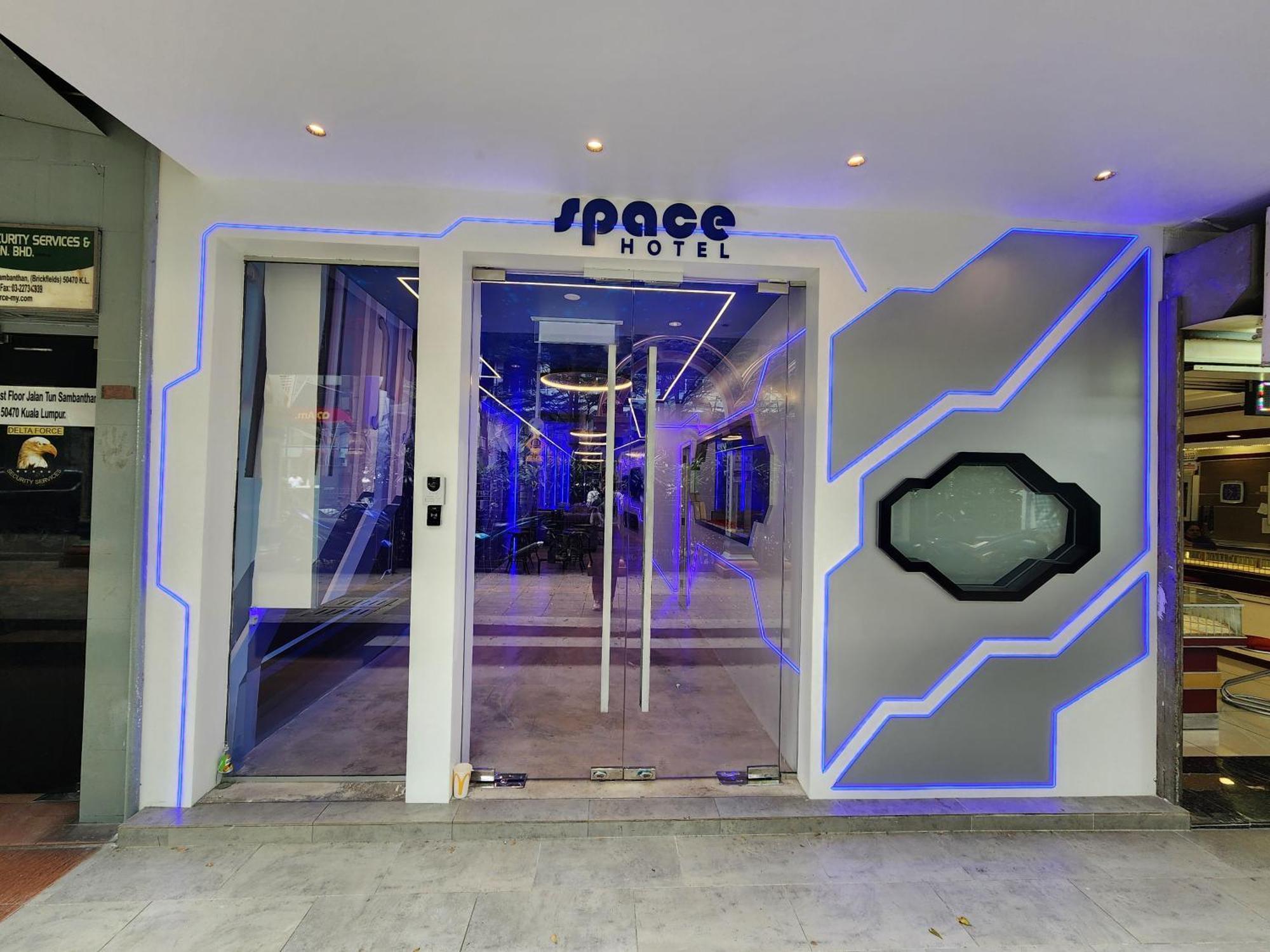 Space Hotel Kl Sentral Kuala Lumpur Luaran gambar